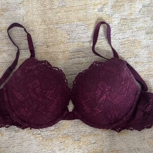 Victoria's Secret Lace Push-Up Bra - Burgundy 32C